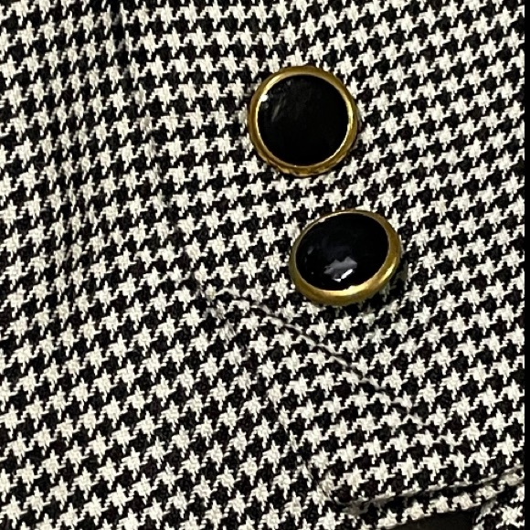 Vintage 90sBlack and White Houndstooth Print Blazer, Lace Hanky Button Front - Picture 8 of 10